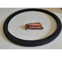 Покрышка 28 дюймов на Украину Елочка. С камерой в комплекте 28*1.75 (47-622) Deestone